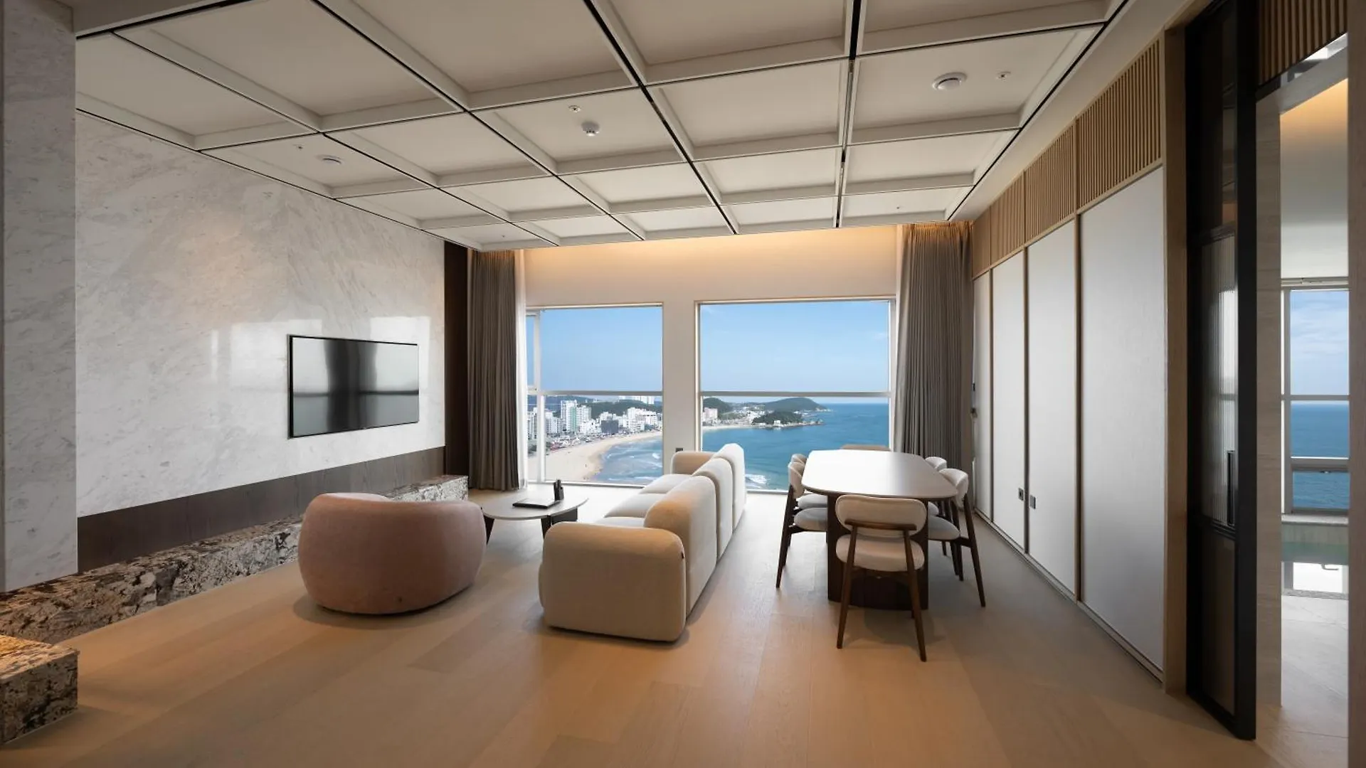 Mer De Laube Hotel Pusan 0*,  Jižní Korea